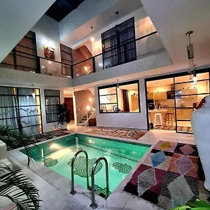 riad-acv.marrakeshhotelsmorocco.com/